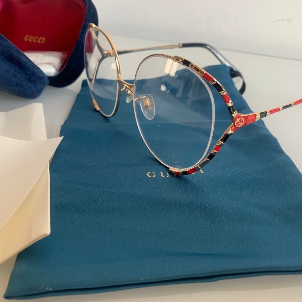 Gucci glasses
